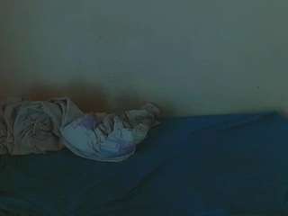 xbusttyboobsxx3's CamSoda show and profile