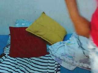 xbusttyboobsxx3's CamSoda show and profile