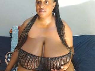 xbusttyboobsxx3