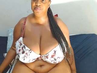 xbusttyboobsxx3