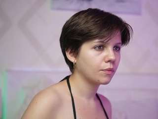 arielleparis webcam