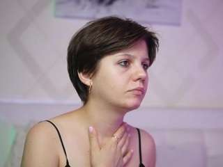 arielleparis webcam