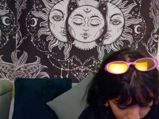 bellaa-cherry Live Webcam on CamSoda