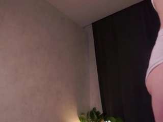 DianaCarriere live cam preview