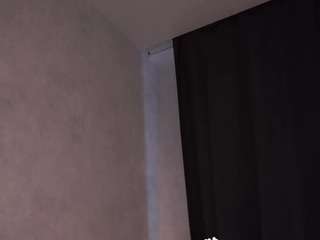 DianaCarriere live cam preview