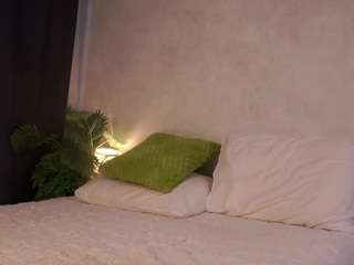 dianacarriere's live room