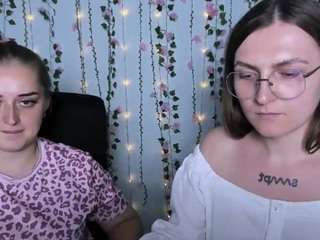  flower-mirelle chat room