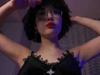 hedyfrawkin's CamSoda show and profile