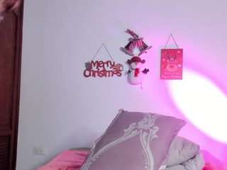 hellzel-moon Live Webcam on CamSoda