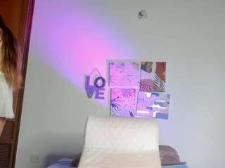 hellzel-moon live cam profile