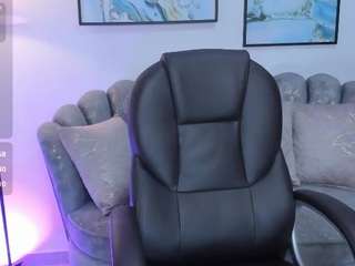 issi-loren webcam model