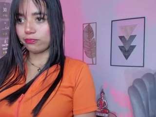 issi-loren live cam profile