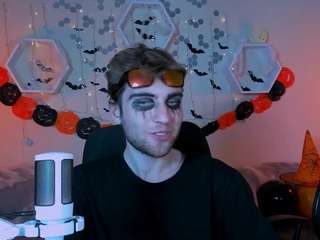 joseph-bear from CamSoda is Freechat