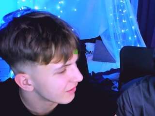 joseph-bear Live Webcam on CamSoda