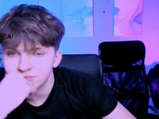 joseph-bear Lean live webcam