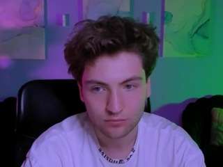 joseph-bear's CamSoda show and profile