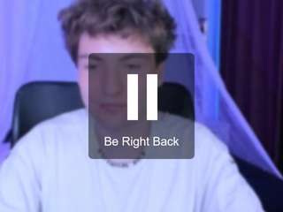 joseph-bear's CamSoda show and profile