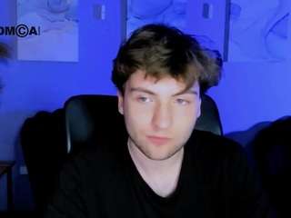 Joseph-bear Camsoda live cam