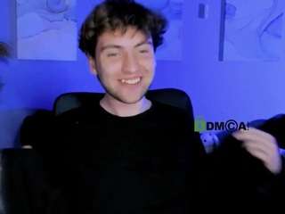 Este modelo está en vivo ahora. joseph-bear