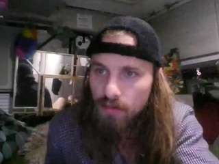 juliwcharles Live Webcam on {site_name}