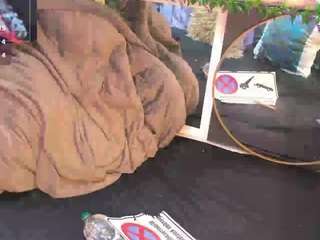 juliwcharles's CamSoda show and profile