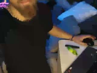 juliwcharles Live Webcam on CamSoda