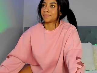 kaythebrowm1 webcam model