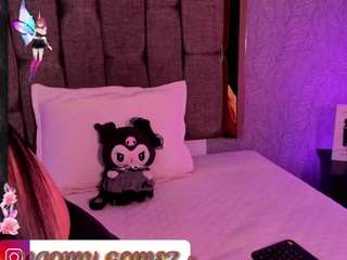 naomi-gomez Live Webcam on CamSoda
