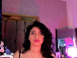 naomi-gomez Live Webcam on CamSoda