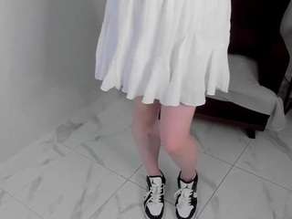  violet-willis chat room