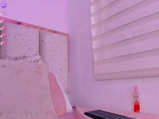 violeta-olsen Live Webcam on CamSoda