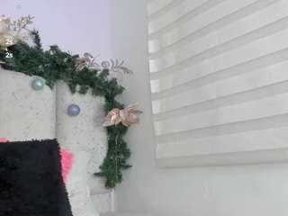 violeta-olsen Brown live webcam