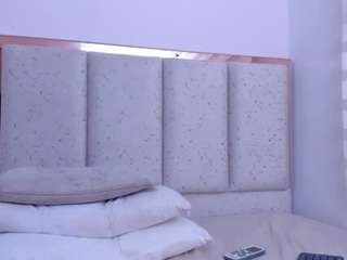 violeta-olsen webcam model