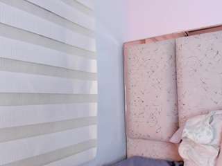 violeta-olsen Live Webcam on CamSoda