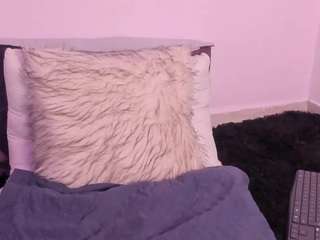 violeta-olsen webcam model