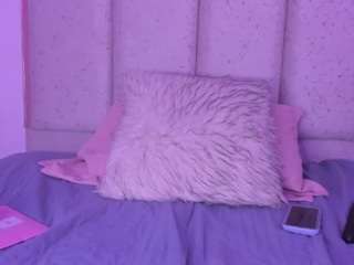 violeta-olsen live cam profile