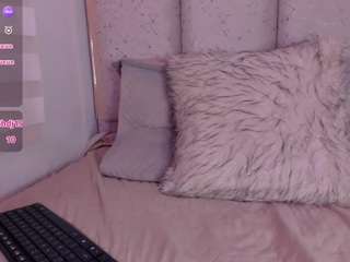violeta-olsen Live Webcam on CamSoda
