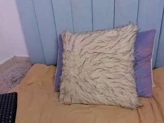Violeta-olsen's cam show statistics and live stream