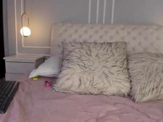 violeta-olsen live webcam show