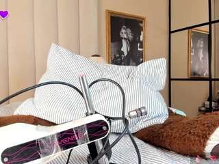 violeta-olsen live cam
