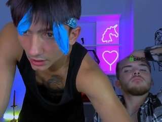  yudji-boy chat room
