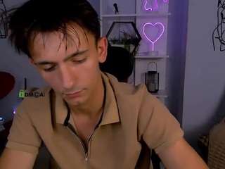 yudji-boy webcam