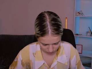 beauty-ginger Live Webcam on {site_name}