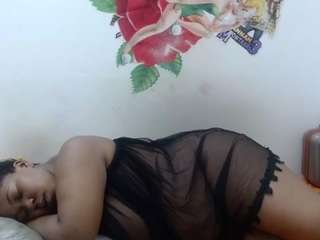 curvyboobsx4 webcam