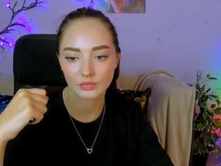 jaklin-meow Live Webcam on CamSoda