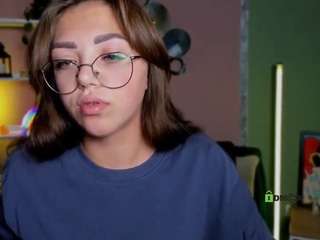 jaklin-meow webcam