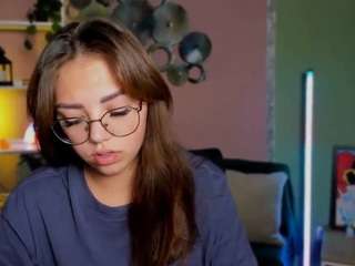 jaklin-meow webcam