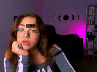 jaklin-meow webcam