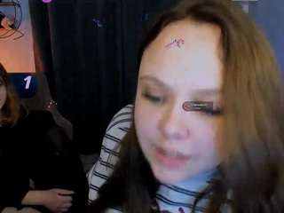  jaklin-meow chat room