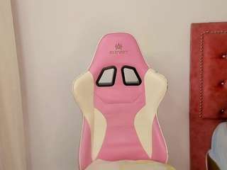 nataly-petite18 Live Webcam on CamSoda